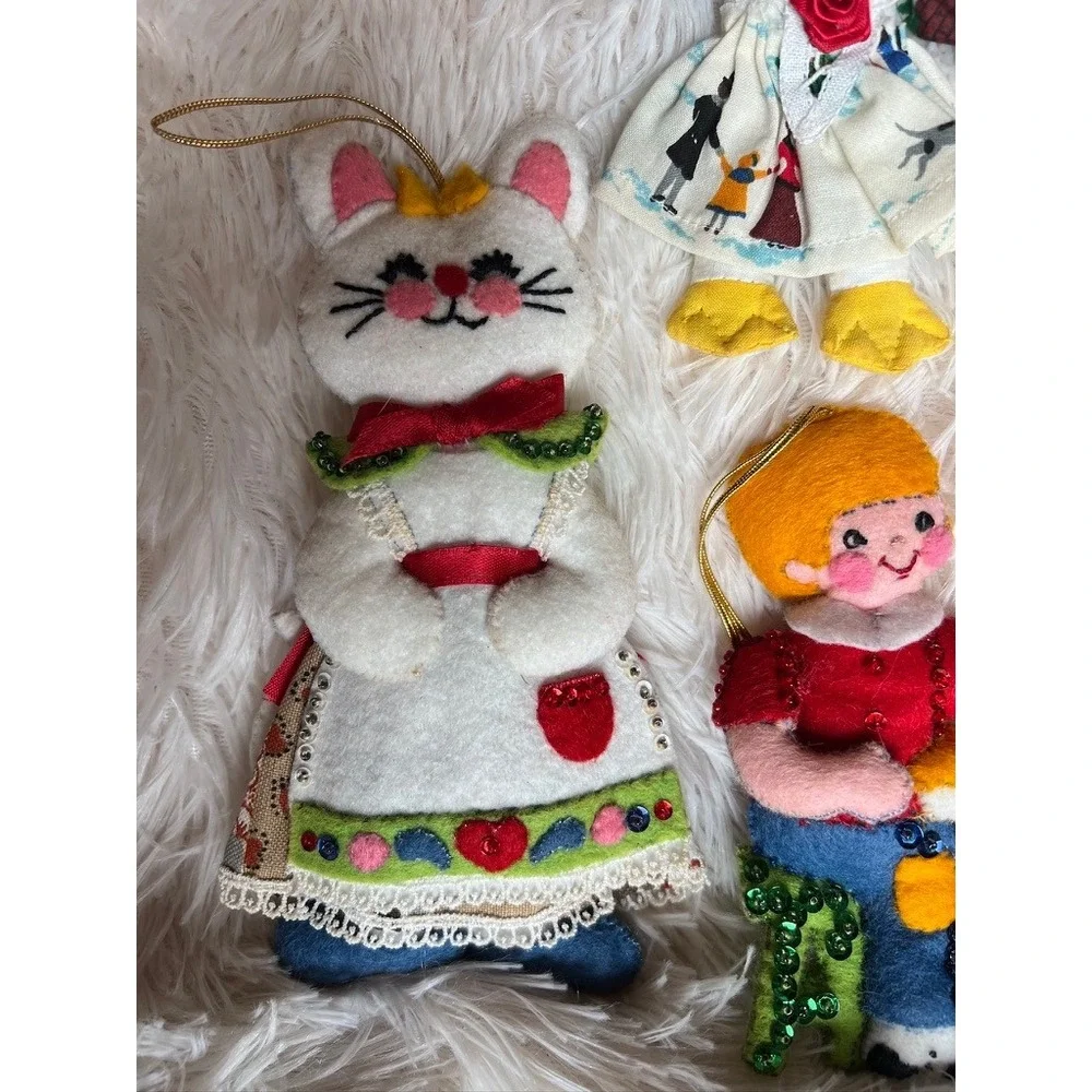 Handmade Felt Christmas Ornaments 5 Vintage Kitschy Nursery Rhymes Childrens